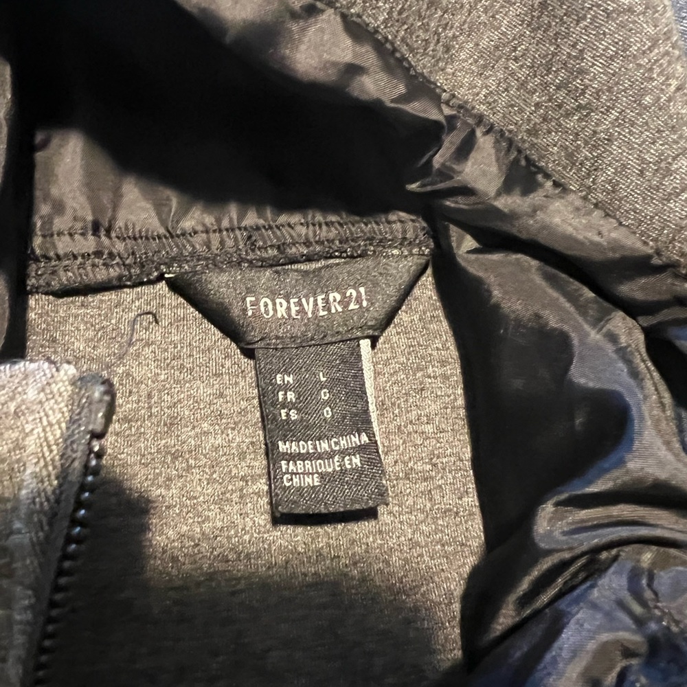 Forever 21 jacket - Picture 3 of 4